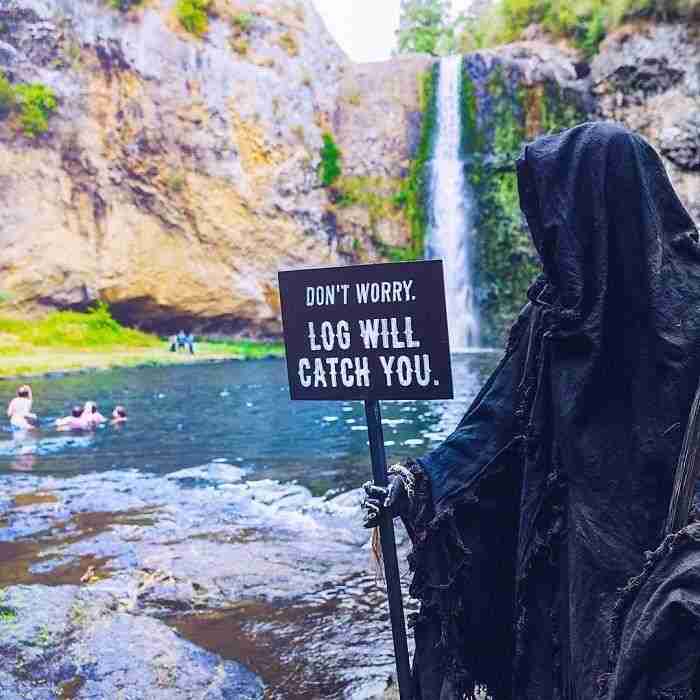 This 'Swim Reaper' Instagram Account Is Absolute Gold