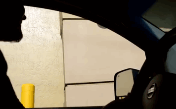 Venganza Instantánea Por Hacer La Bromita Con La Bocina