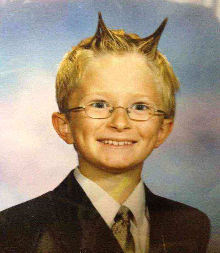 En esta foto en 2º grado quise un look abogado hijo de Satán