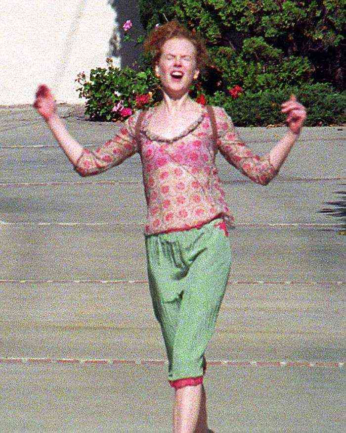 Nicole Kidman tras ver a su abogado y formalizar su acuerdo de divorcio con Tom Cruise