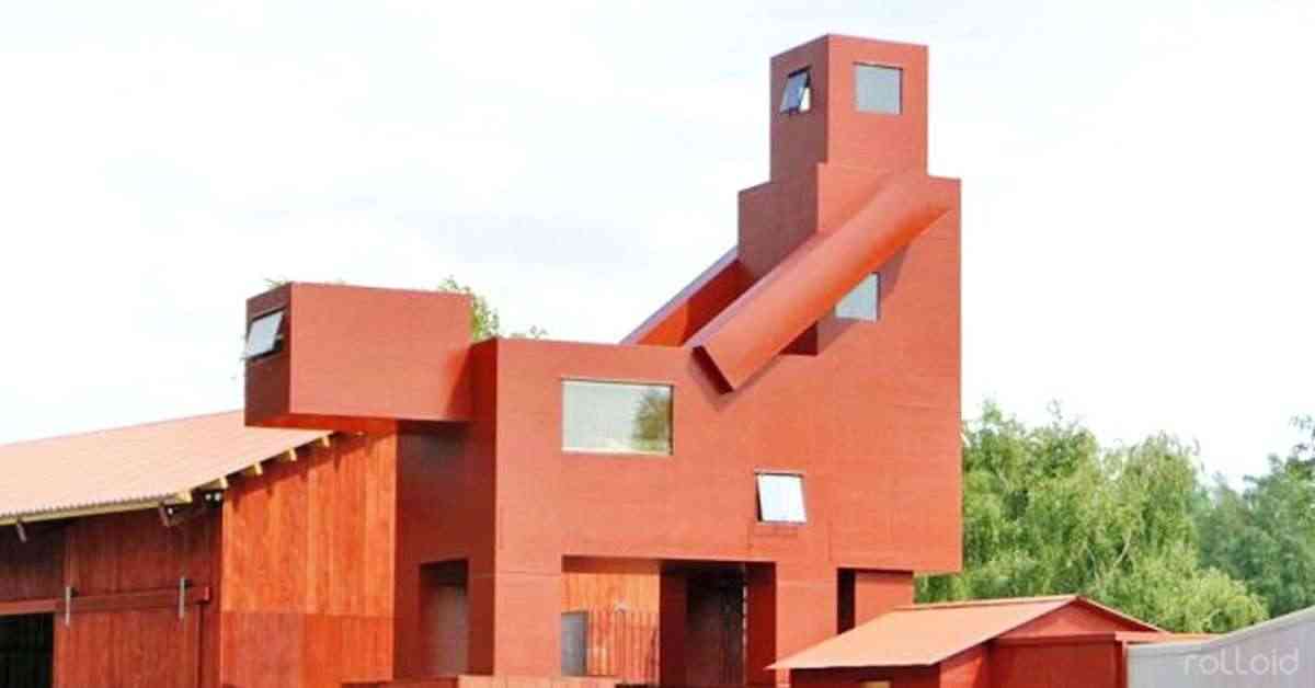 Una casa naranja se ha viralizado al causar polémica entre todos los