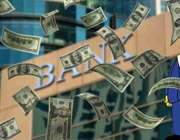 Le ingresan por error 350.000€ y en lo que se lo gasta ya es noticia: ¡Hasta el alcalde se ha pronunciado!