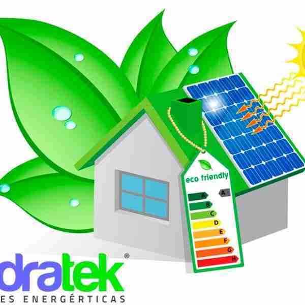 ¿Son las placas solares la mejor opción para el hogar? por ADRATEK