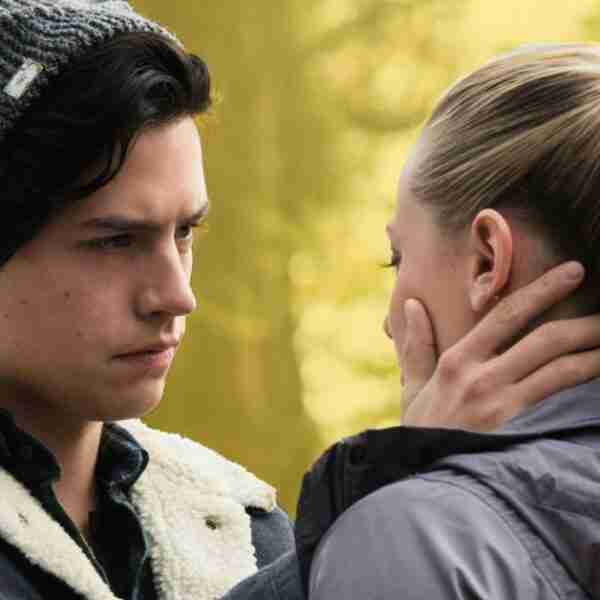 10 Cosas por las que tu pareja podría dejar de hacerte caso y destrozar todo