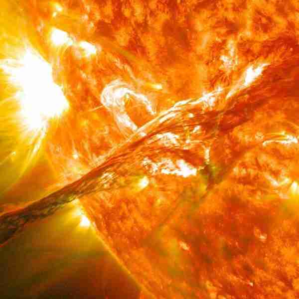 Este jueves caerá sobre la Tierra una tormenta solar caníbal