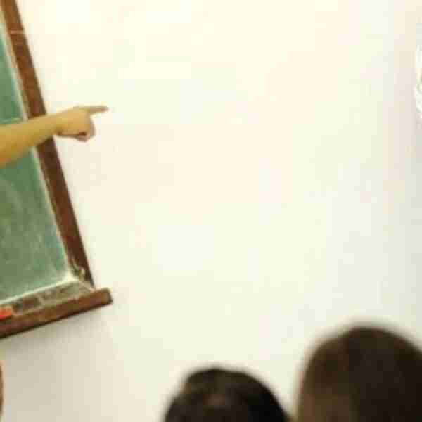 Escuelas generaron repudio por traer de vuelta las nalgadas a alumnos como castigo: “Los traumatiza”