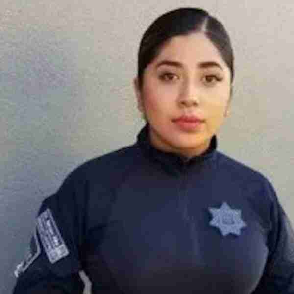 Condenan a 45 años de cárcel a mujer policía por matar a su agresor en defensa propia