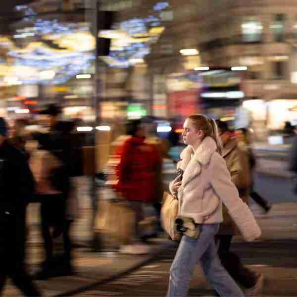 Por primera vez en la historia más de la mitad de la población en Inglaterra NO se considera cristiana