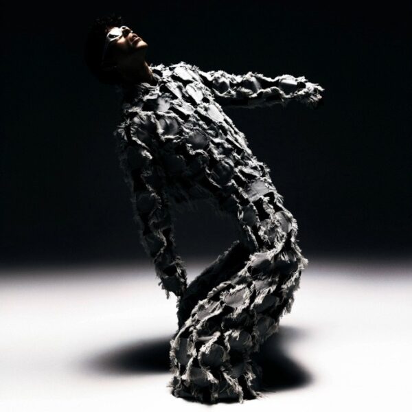 Hoyer se revela: un debut homónimo que rompe géneros y fronteras